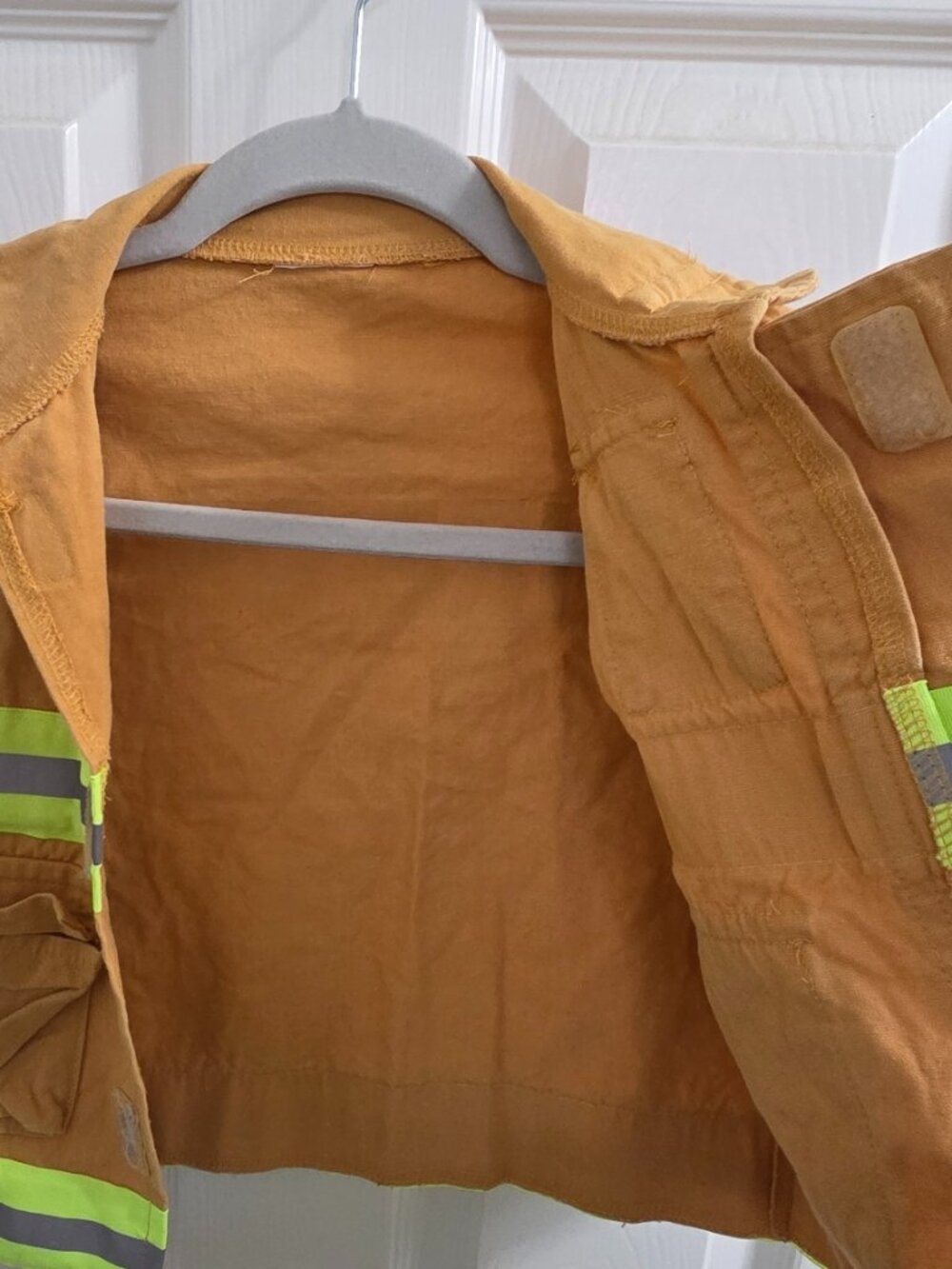 Pre-loved Kids Firefighter Costume | Size 3-4 Years - Picture 10 of 14